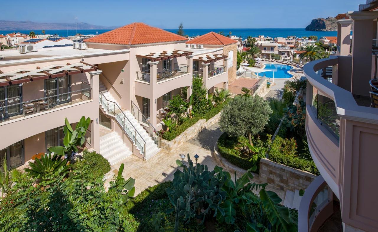 Isida Hotel Agia Marina エクステリア 写真